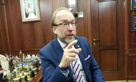 ГЕННАДИЙ ЧИЖИКОВ: «УКРАИНА ДОЛЖНА СТАТЬ ПОПУЛЯРНОЙ – В МОДНЫЕ СТРАНЫ ИНВЕСТИРУЮТ»